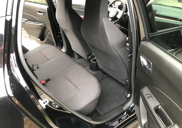 Suzuki Swift cena 81000 przebieg: 6500, rok produkcji 2022 z Wolin małe 596